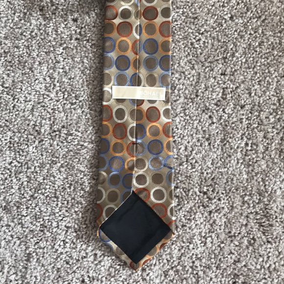 Michael Kors tan tie! - Picture 5 of 5